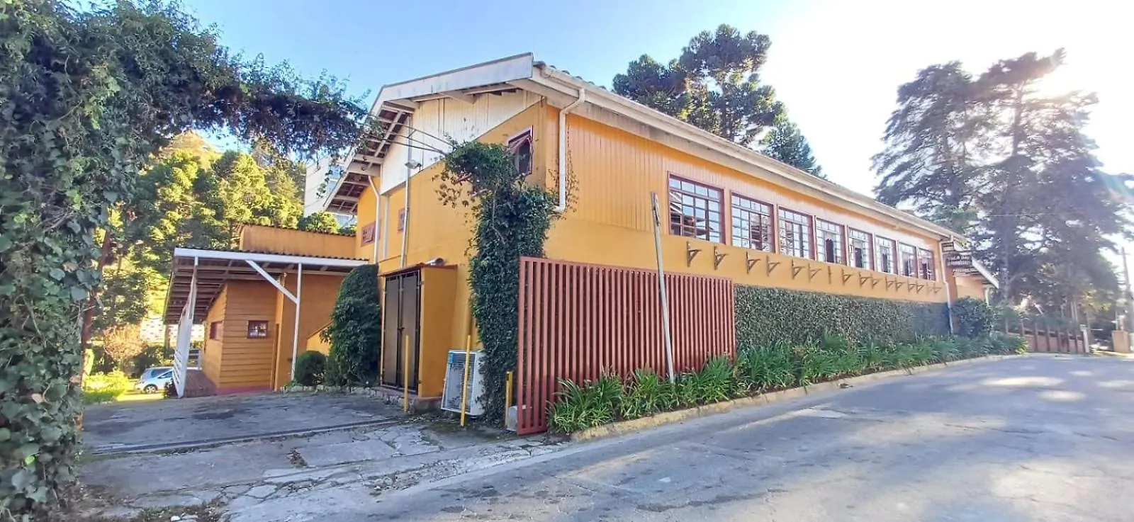Pousada Toca Das Bromelias Campos do Jordão 3*,  Brazílie